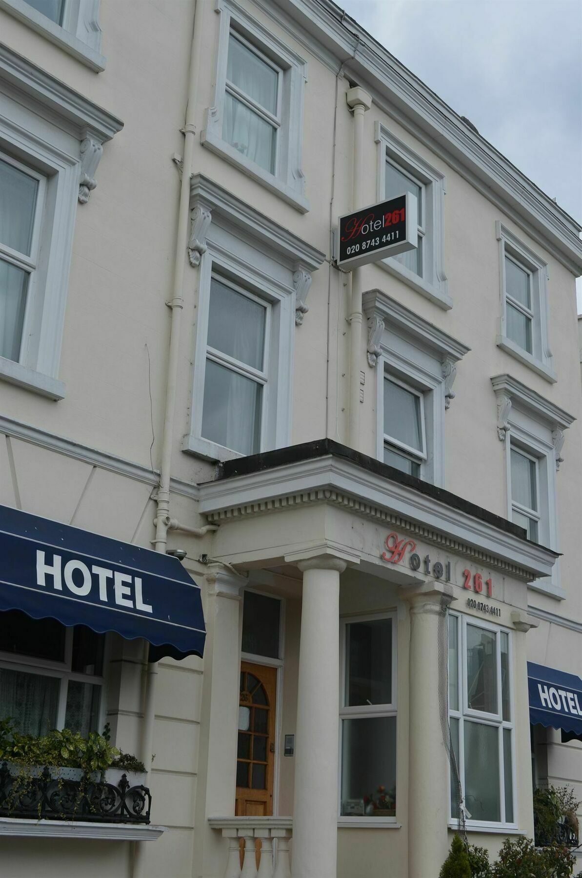 Hotel 261 London Eksteriør billede